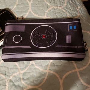 Loungefly Bags - LOUNGEFLY STAR WARS BB-9E PURSE Loungefly Bags - LOUNGEFLY STAR WARS BB-9E PURSE